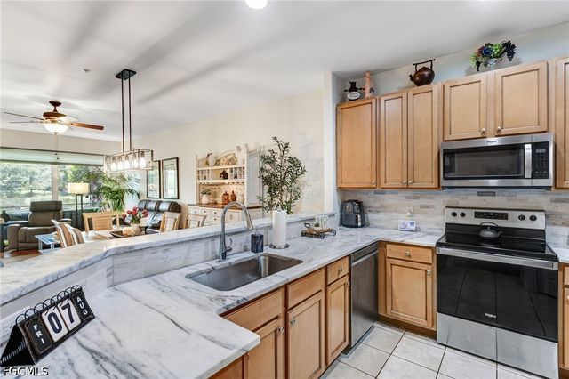 3261 Lee Way CT 503, North Fort Myers, FL 33903