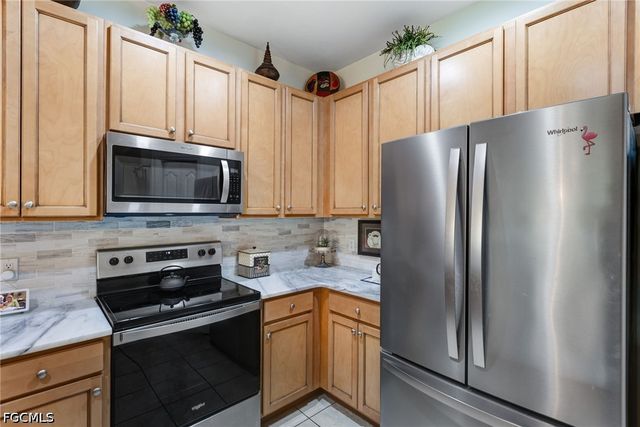 3261 Lee Way CT 503, North Fort Myers, FL 33903