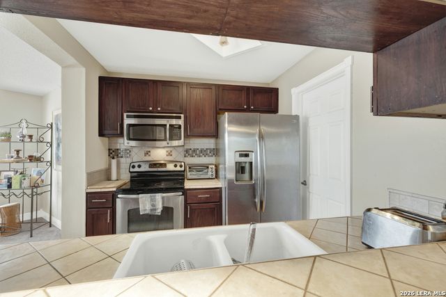 6111 Sinclair, San Antonio, TX 78222