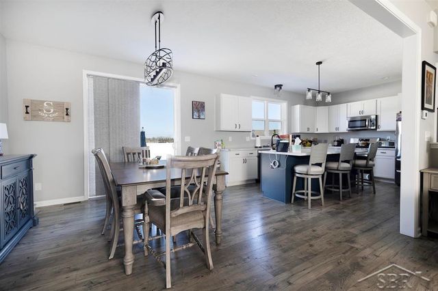 4616 Trotters Pointe Circle, Midland, MI 48642