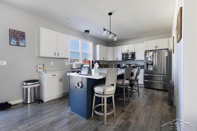 4616 Trotters Pointe Circle, Midland, MI 48642