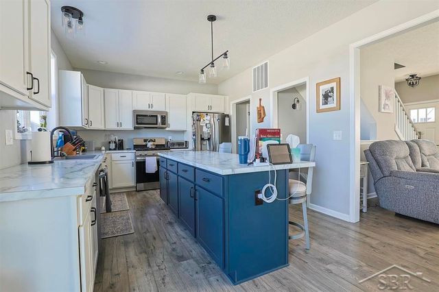 4616 Trotters Pointe Circle, Midland, MI 48642