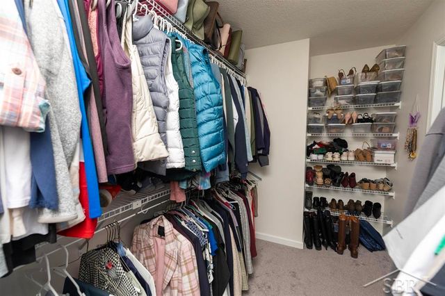 4616 Trotters Pointe Circle, Midland, MI 48642