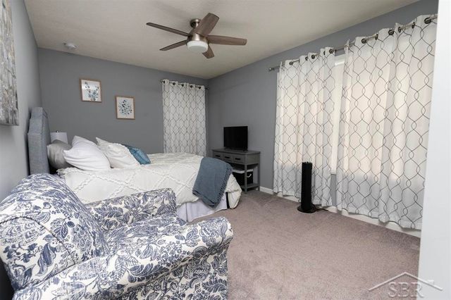 4616 Trotters Pointe Circle, Midland, MI 48642