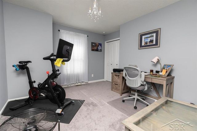 4616 Trotters Pointe Circle, Midland, MI 48642