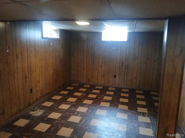 18048 Mansfield Street, Detroit, MI 48235