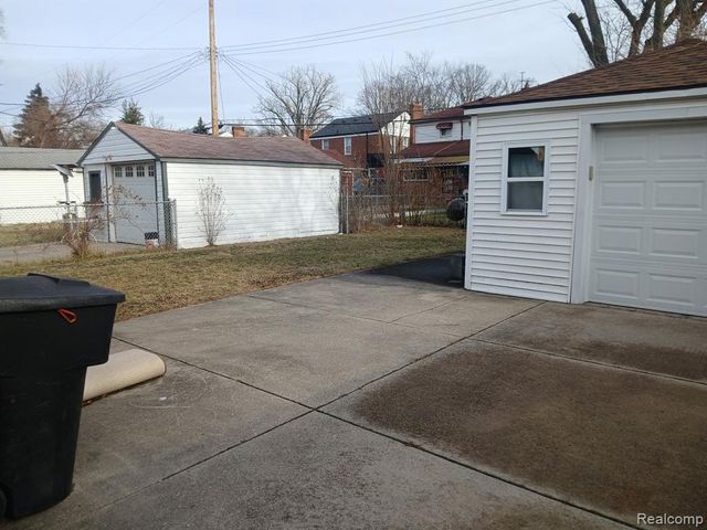 18048 Mansfield Street, Detroit, MI 48235