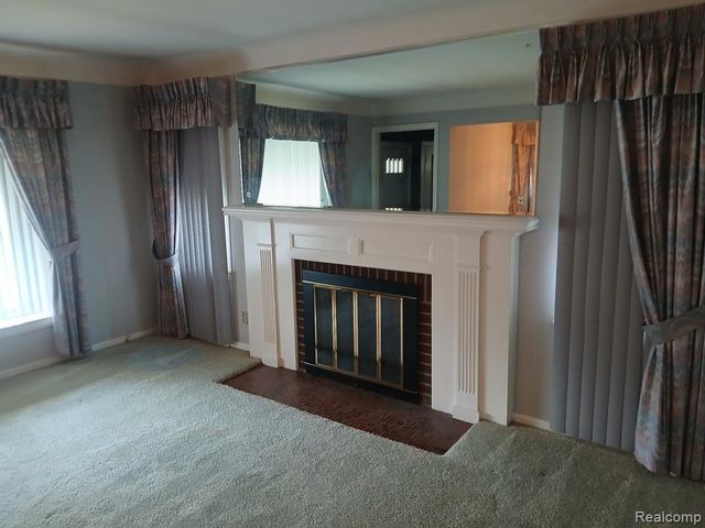 18048 Mansfield Street, Detroit, MI 48235