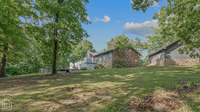 1001 Northwood Drive, Paragould, AR 72450