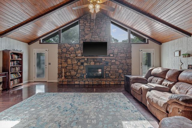 1001 Northwood Drive, Paragould, AR 72450
