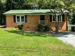 1611 Beaucrest Avenue, High Point, NC 27265