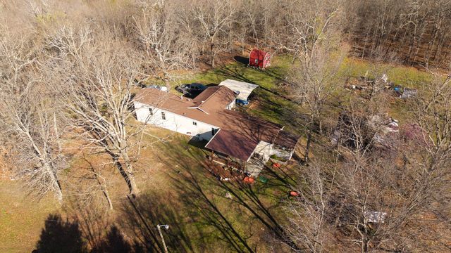 9149 County Road 9640, Koshkonong, MO 65692