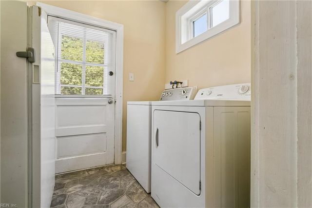 4534 George Wash Memorial HWY, Hayes, VA 23072
