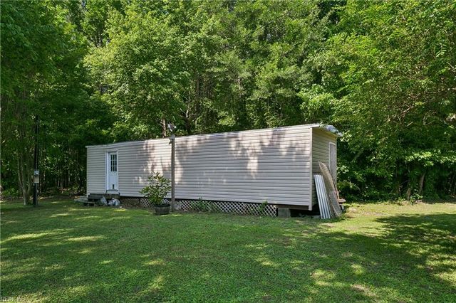 4534 George Wash Memorial HWY, Hayes, VA 23072