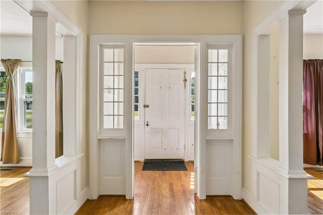 4534 George Wash Memorial HWY, Hayes, VA 23072