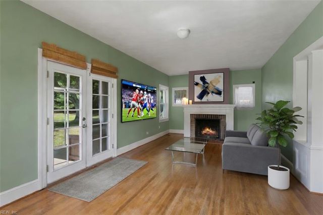 4534 George Wash Memorial HWY, Hayes, VA 23072