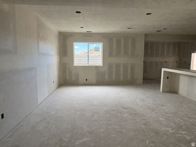 480 S 1400 W, Farmington, UT 84025