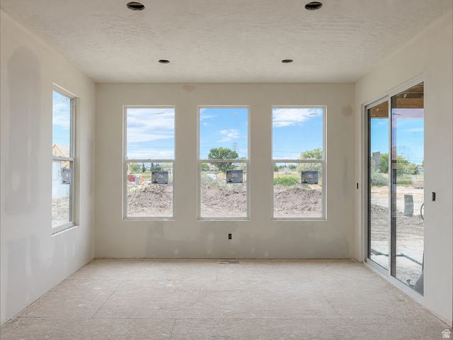 480 S 1400 W, Farmington, UT 84025