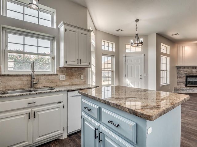 1800 Fairmont Lane, Edmond, OK 73013