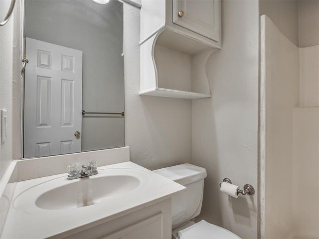1800 Fairmont Lane, Edmond, OK 73013