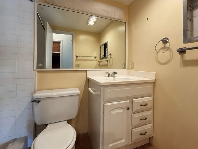 170 Horizons E 302, Boynton Beach, FL 33435