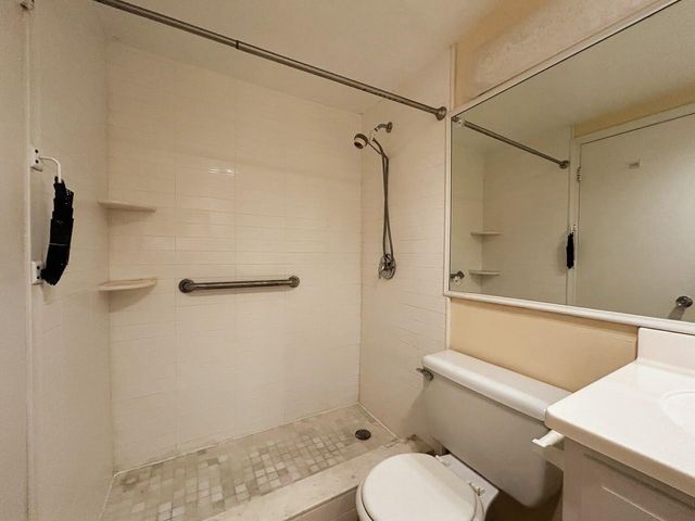 170 Horizons E 302, Boynton Beach, FL 33435