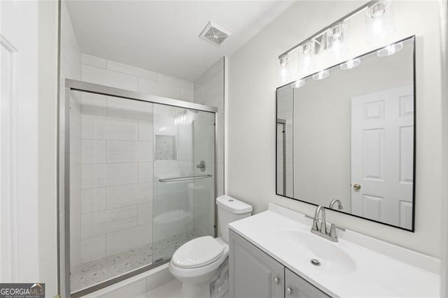 4630 Admiral Ridge Way SW, Lilburn, GA 30047