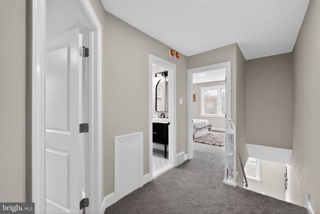 911 W COBBS CREEK PKWY, Lansdowne, PA 19050