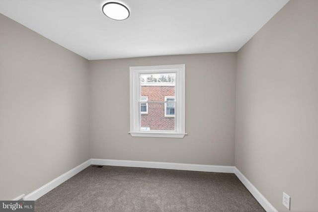 911 W COBBS CREEK PKWY, Lansdowne, PA 19050