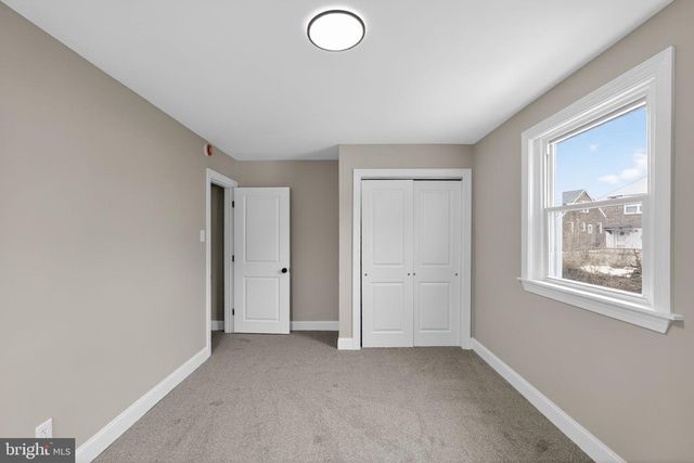 911 W COBBS CREEK PKWY, Lansdowne, PA 19050