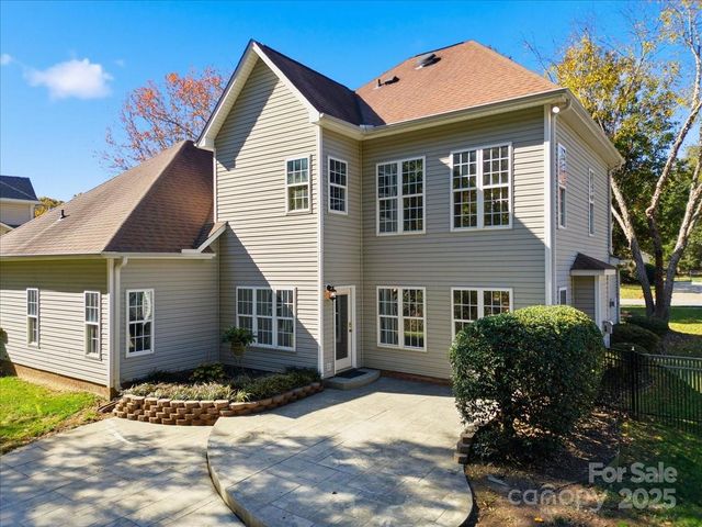 7709 Sedgebrook Drive E, Stanley, NC 28164