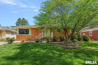 2125 BRENTWOOD Drive, Springfield, IL 62704