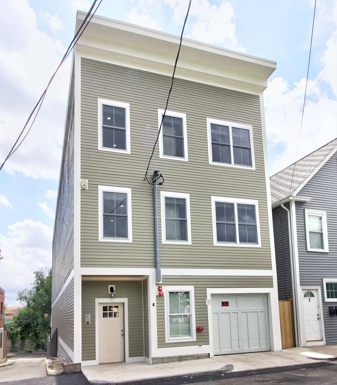 4 Kemp St 1, Boston, MA 02127
