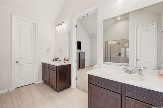 1752 Heritage Maples, New Braunfels, TX 78132