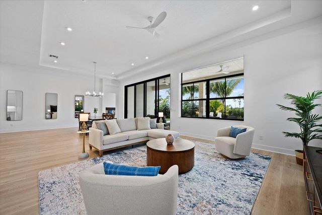 13621 Le Christine Drive, Palm Beach Gardens, FL 33412