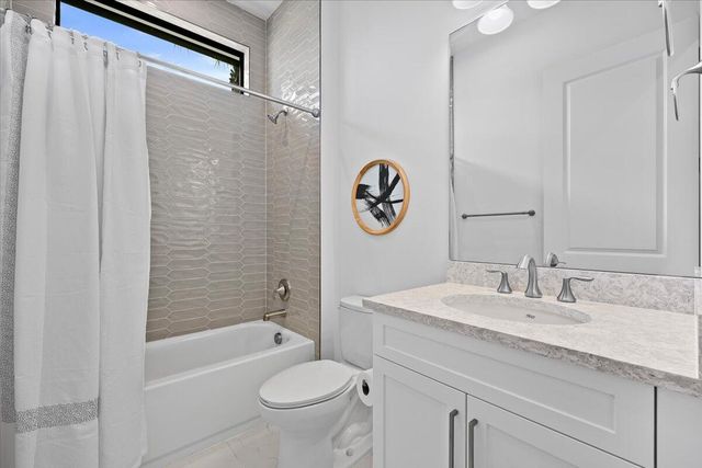 13621 Le Christine Drive, Palm Beach Gardens, FL 33412