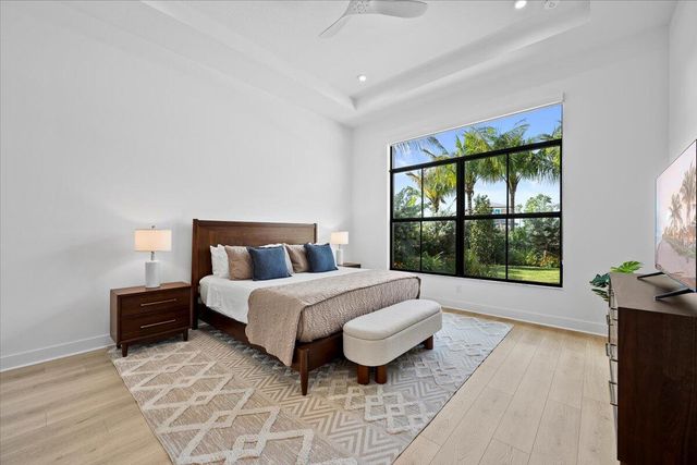 13621 Le Christine Drive, Palm Beach Gardens, FL 33412