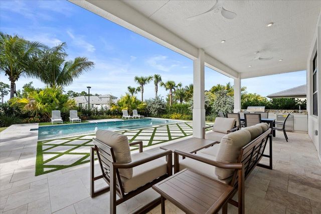 13621 Le Christine Drive, Palm Beach Gardens, FL 33412