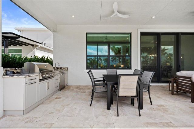 13621 Le Christine Drive, Palm Beach Gardens, FL 33412