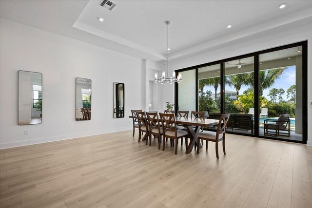 13621 Le Christine Drive, Palm Beach Gardens, FL 33412