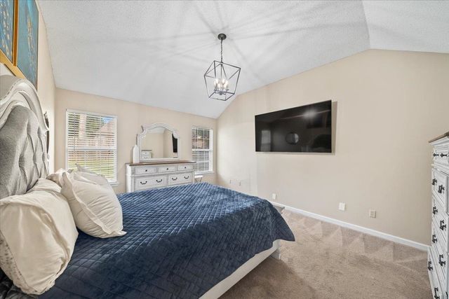 1006 LORENA CV, Cordova, TN 38018