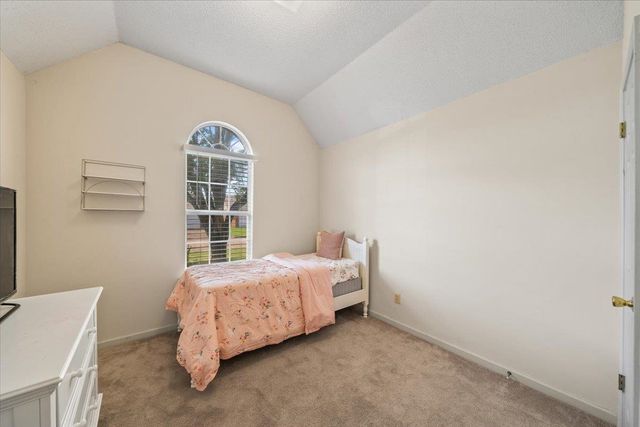 1006 LORENA CV, Cordova, TN 38018