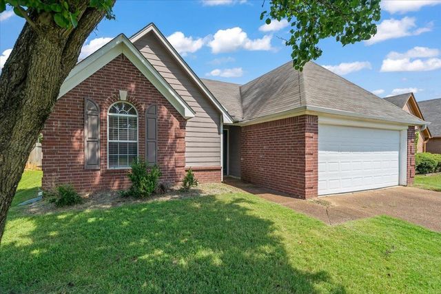 1006 LORENA CV, Cordova, TN 38018