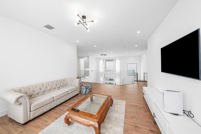 8621 Crystal Downs Avenue, Boca Raton, FL 33434