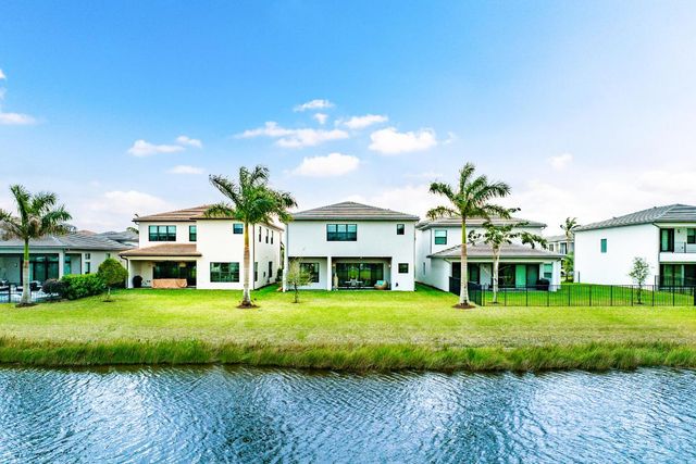 8621 Crystal Downs Avenue, Boca Raton, FL 33434