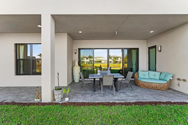 8621 Crystal Downs Avenue, Boca Raton, FL 33434