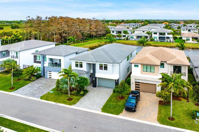 8621 Crystal Downs Avenue, Boca Raton, FL 33434