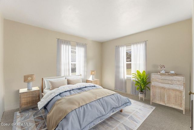 7055 Helena St, Bonners Ferry, ID 83805