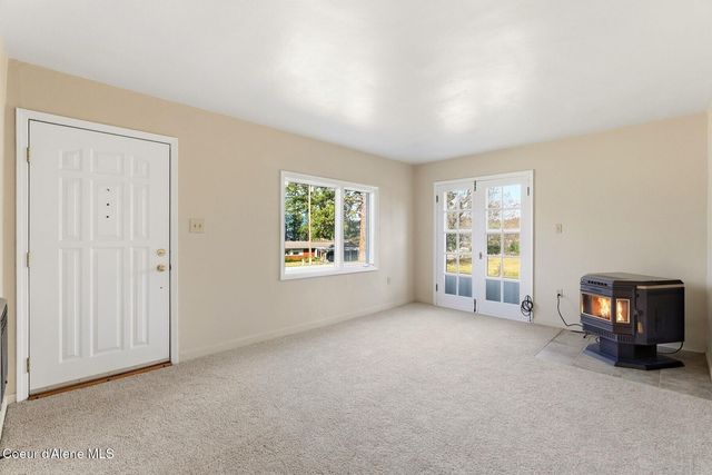 7055 Helena St, Bonners Ferry, ID 83805