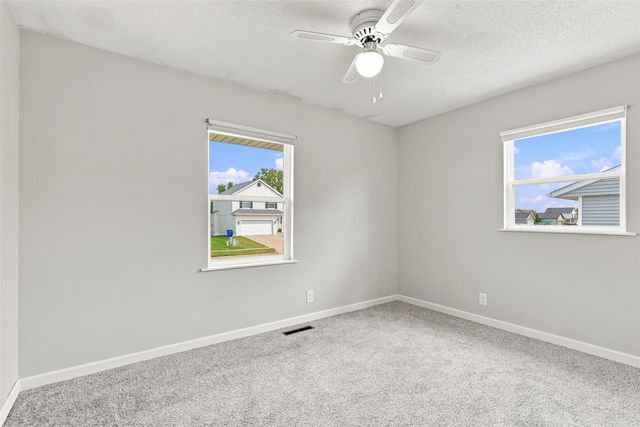 3025 29th Avenue SW, Cedar Rapids, IA 52404